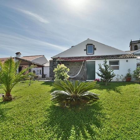Charming Green Country House Nordestinho Exterior photo